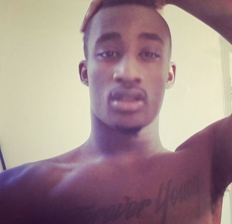 theblackclarkkent:  CakeExtravaganza 😱🎂😛🎂😘🎂😋🎂 #SmoothAndHairless