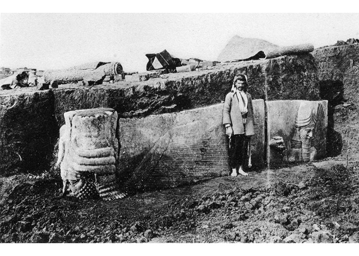 Excavation of King Sargon II. palace, Khorsabad, Mesopotamia, 1930s –  @allmesopotamia on Tumblr