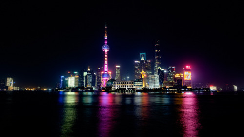 theskylinesblog: Shanghai Skyline “Shanghai Skyline. View from the Bund to Pudong with the Hua
