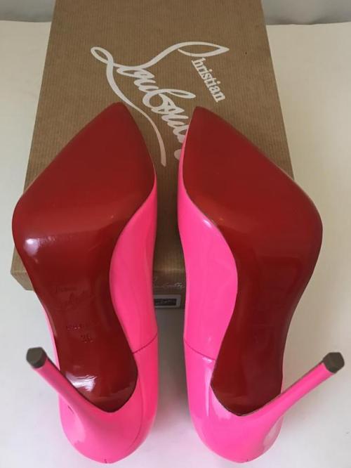 pinkified-world-of-lorelai: lovesvspink: how cute are my new shoes :) I am a lucky girl Superb pink 