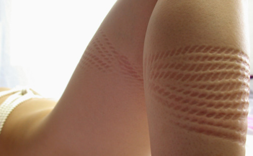 redditnsfw:  redditnsfw.tumblr.com Marks. usually i use woven rope, but i think twisted rope might be cool, just for this. 