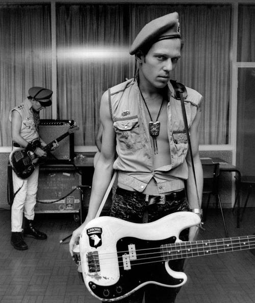 Paul Simonon, The Clash porn pictures