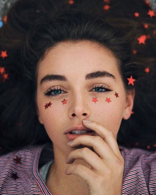 https://amazinggirlsphotos.tumblr.com/post/161136698388