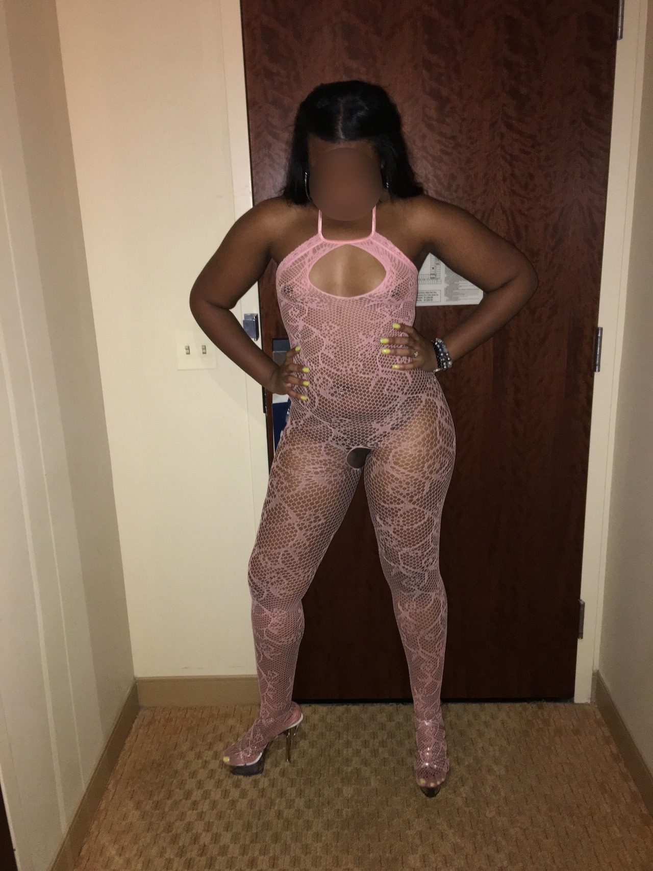 ablackthot:Posing