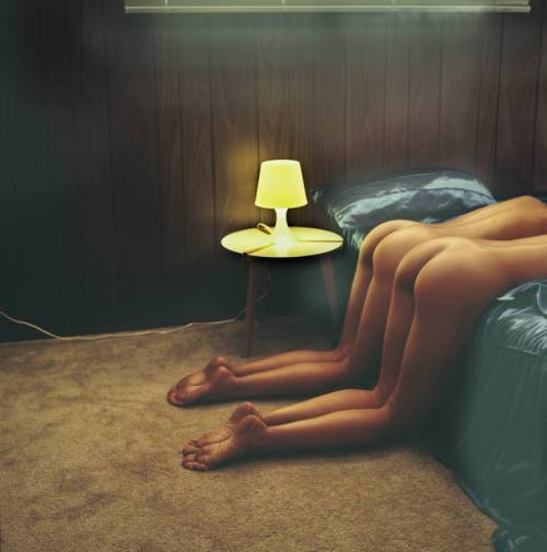 kinkythingsilike: temptingdominance:You wait until you’re told to move. Fun idea for a game. F