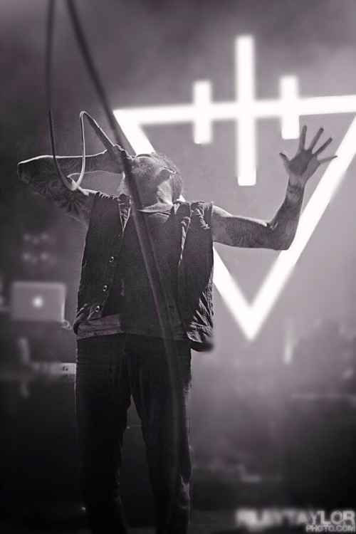 xhardcorefreakx:The Devil Wears Prada - Edit #1 Mike Hranica - Vocals