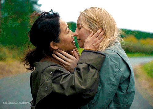 Two Years Ago Jodie Comer And Sandra Oh Gave Us The Best Onscreen Kiss Of All Time. - April 10, 2022.
