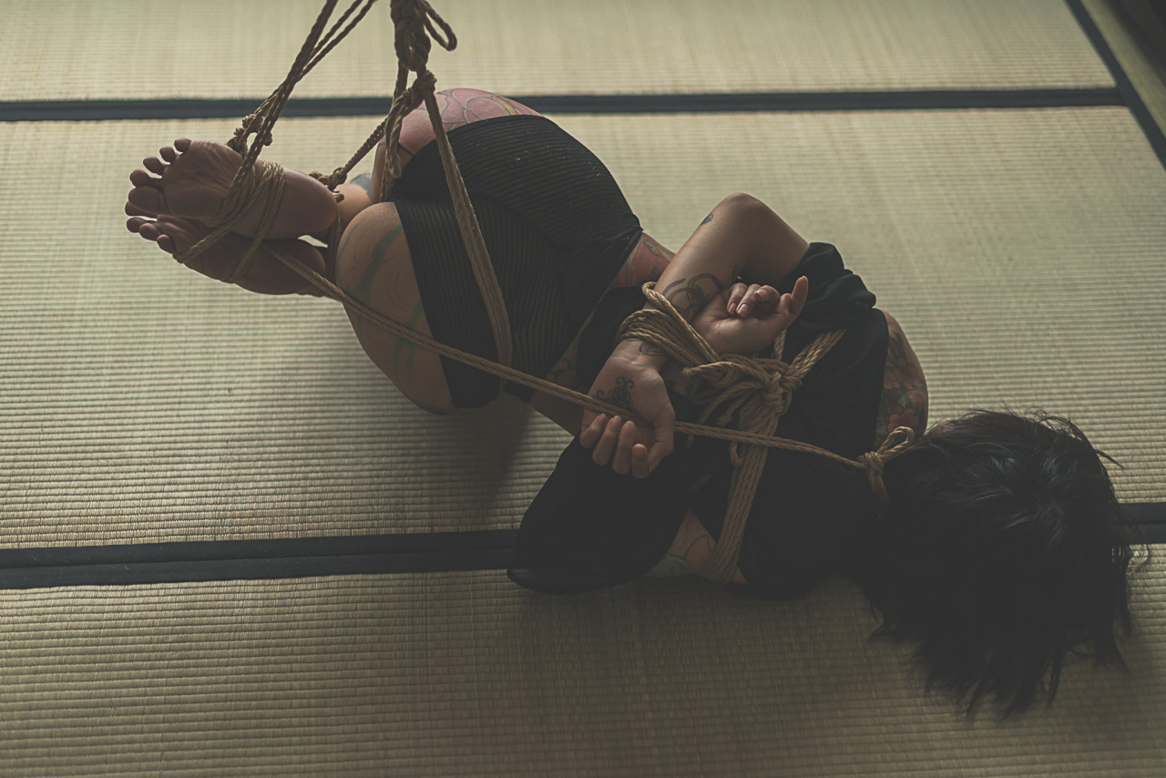 kitiza-perche:  Ropes and photos by @strictly-dirtyvonp 