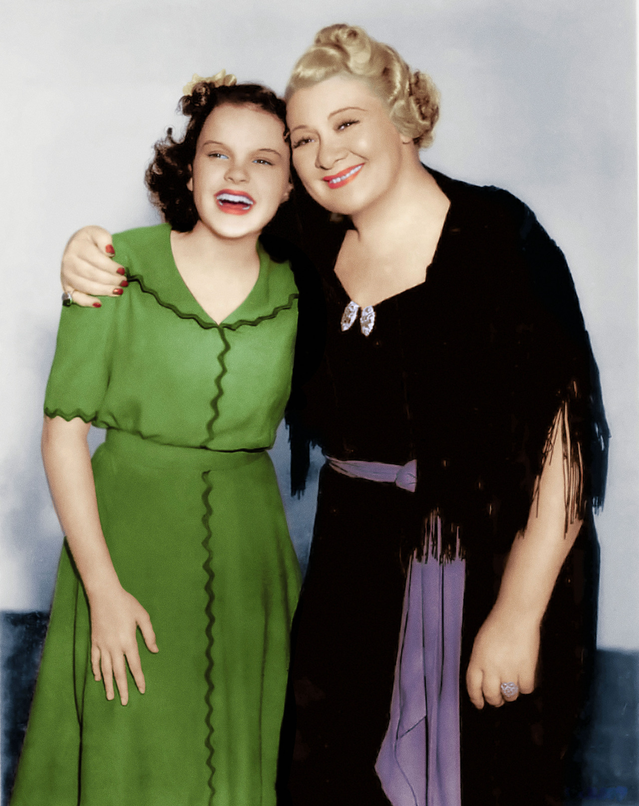 sophietucker:  Sophie Tucker and Judy Garland, 1937 