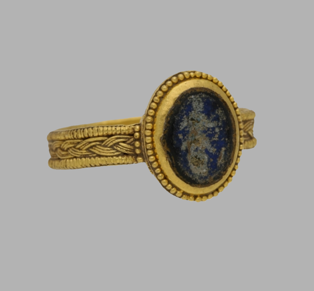 gemma-antiqua: Ancient Roman gold and blue stone ring, dated to the 1st to 2nd century