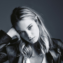 formesdelabeaute:  Camille Rowe