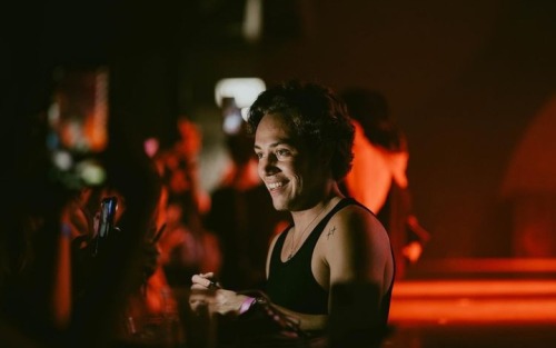 theclassymike:Ethan Cutkosky greeting fans in Dallas, Texas.