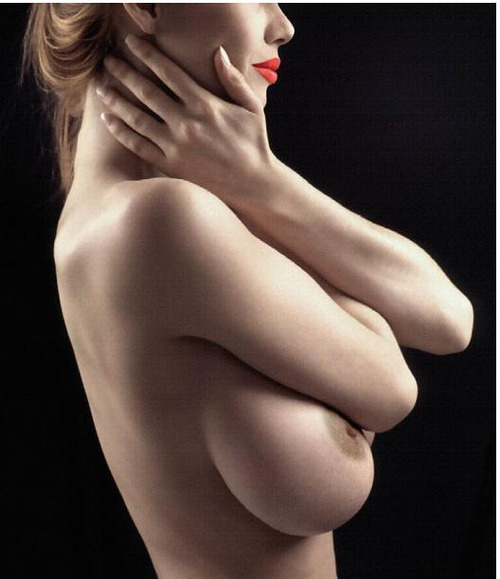 friednightwerewolf:  Like my blog? follow me Want to see more of me? visit me