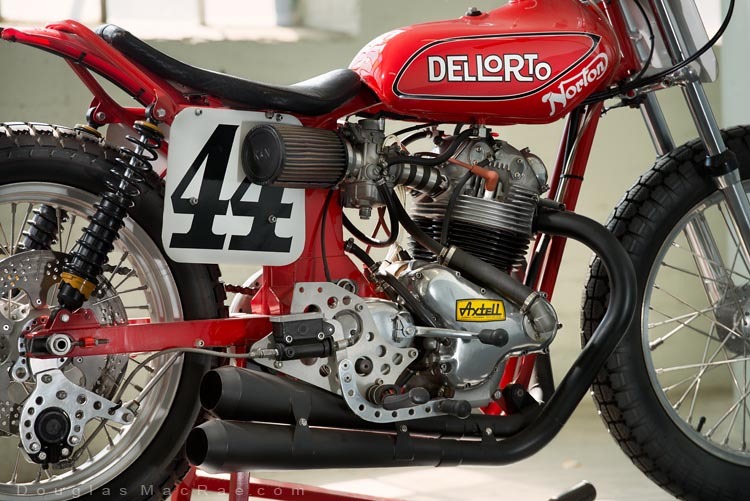douglas-macrae:  1976 Ron Wood Norton flat tracker- this bike won at Ascot in ‘78;
