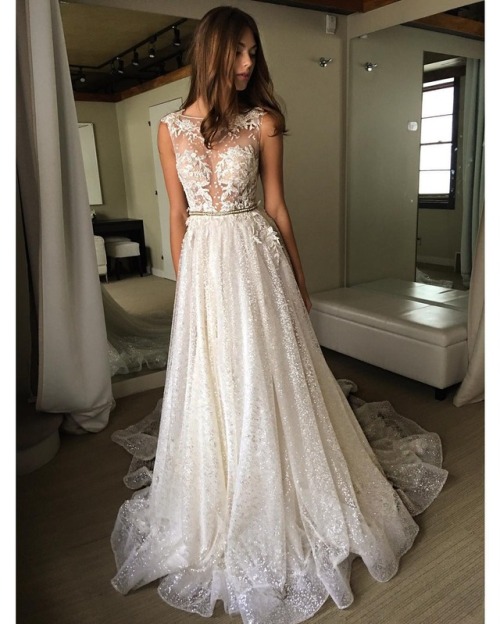 pinkwinged:  MUSE by Berta​