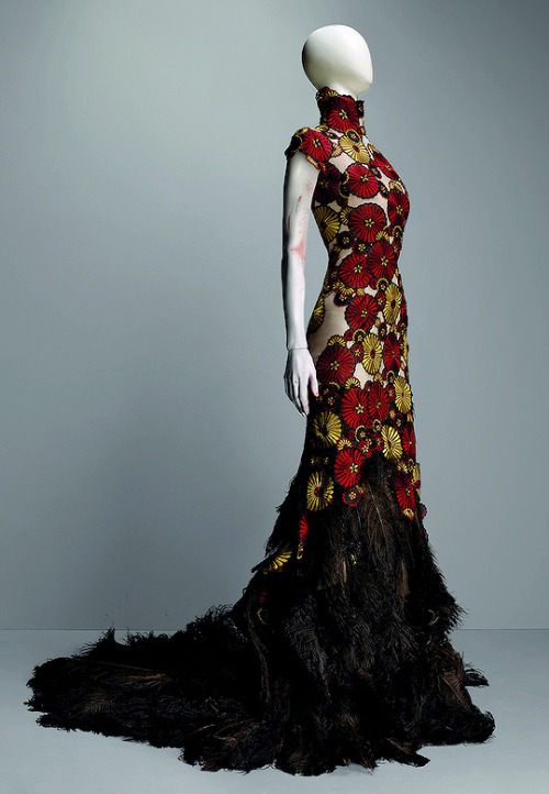 Favourite Designs: Alexander McQueen ‘Savage Beauty’ Exhibition Pt.1 ...