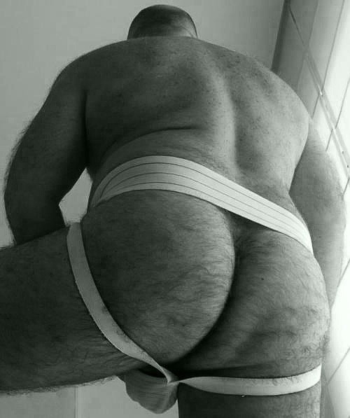 bullpupuk:  furry buns