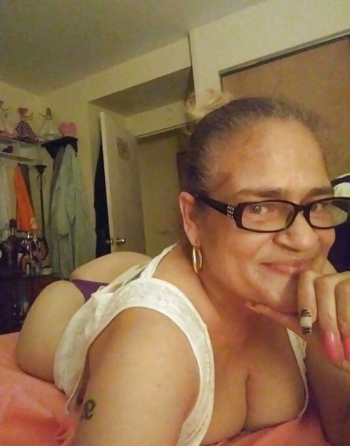 mrrightnow79:  thewildassortment:  Hey granny  Granny looking good