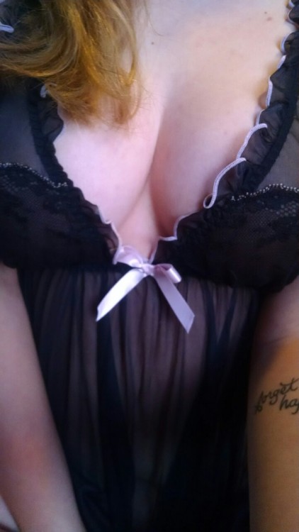 alex-and-anal: Tehe so cute and boobie friendly