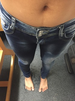 smalllittlething:  wett03:  smalllittlething:  I was having fun with daddy when I had an accident…goodnights really don’t hold a lot do they ☹️☹️ At least now I know they’re not noticeable under jeans when they’re wet 