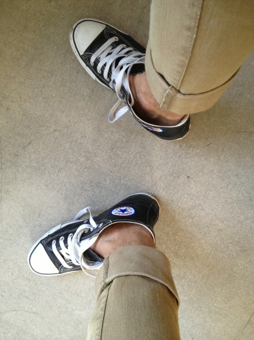 nsneax: leather converse without socks…