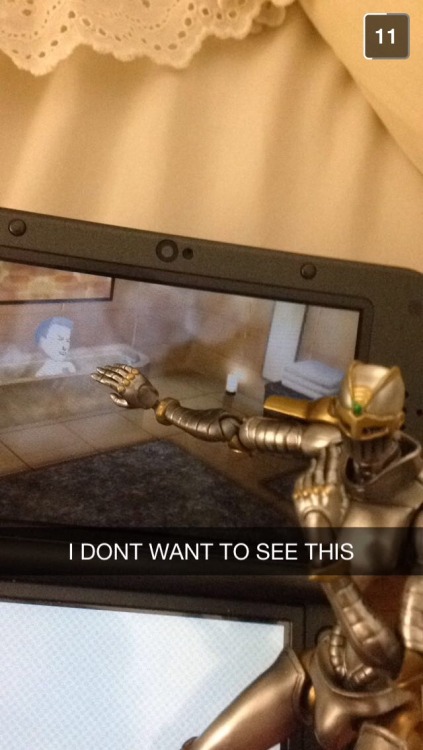 8-butt:  mefirstweiner got her silver chariot figure today and this was all I saw on snapchat all day 