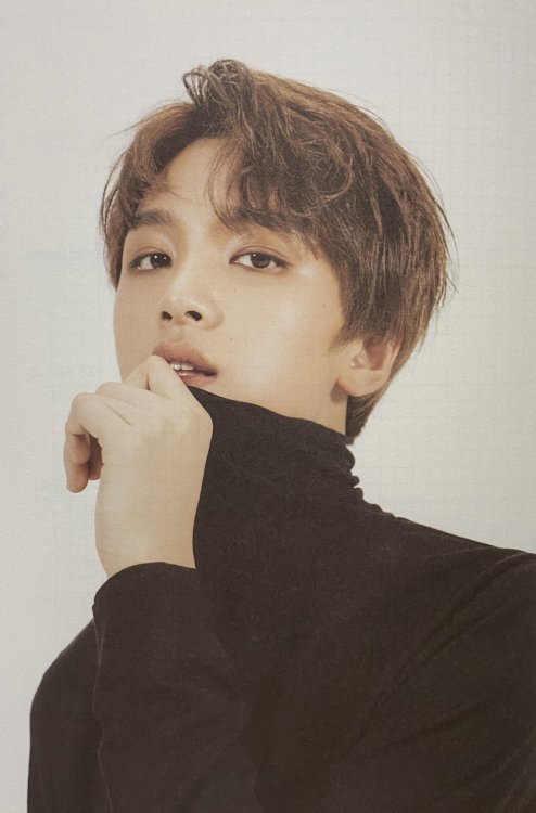 yellow-sprout:HAECHAN x 2020 NCT Dream Season’s Greetings© 66x110