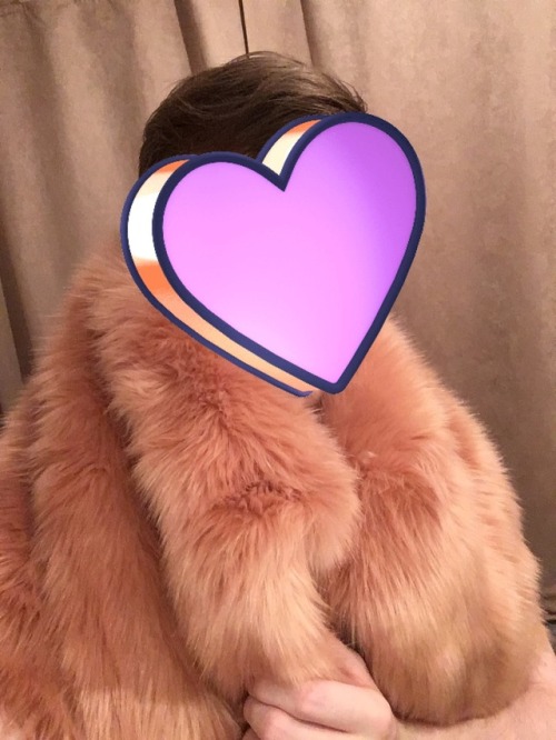 fluffylips: Layering up ☺️