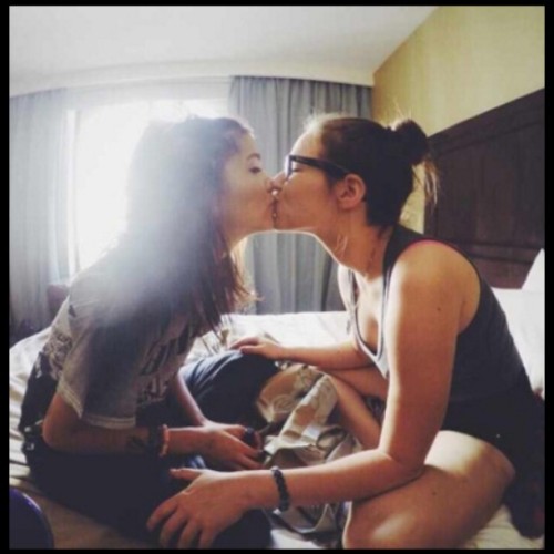 pleasures-lesbians