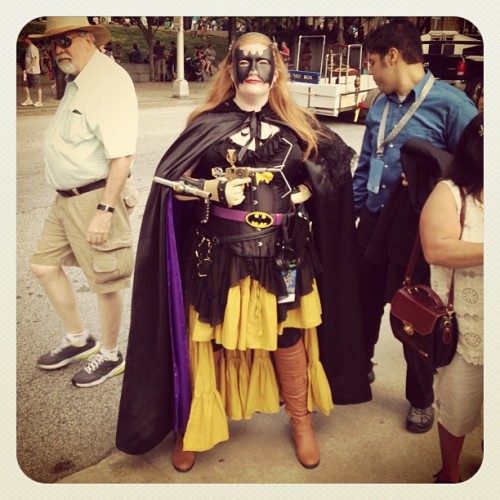 I am Batwoman, hear me roar! #dragoncon (at Dragon Con Parade 2013)