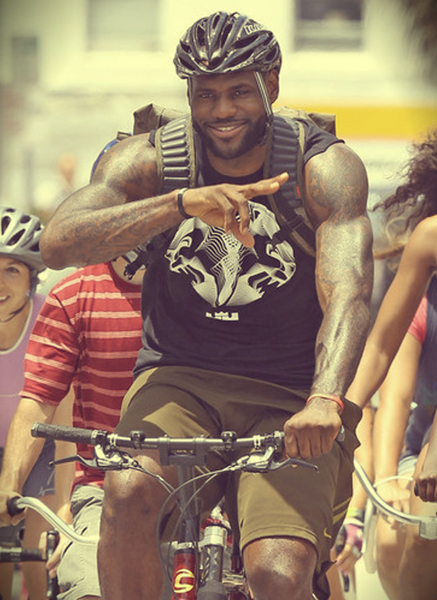 fyeahbballplayers:  LeBron James, in Miami filming a Nike Commercial. 