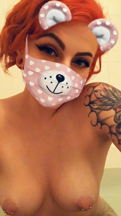 barebackprincess:  Snapchat filters and hot baths.  Buy my premium Snapchat for videos and  xxxclusive pictures.