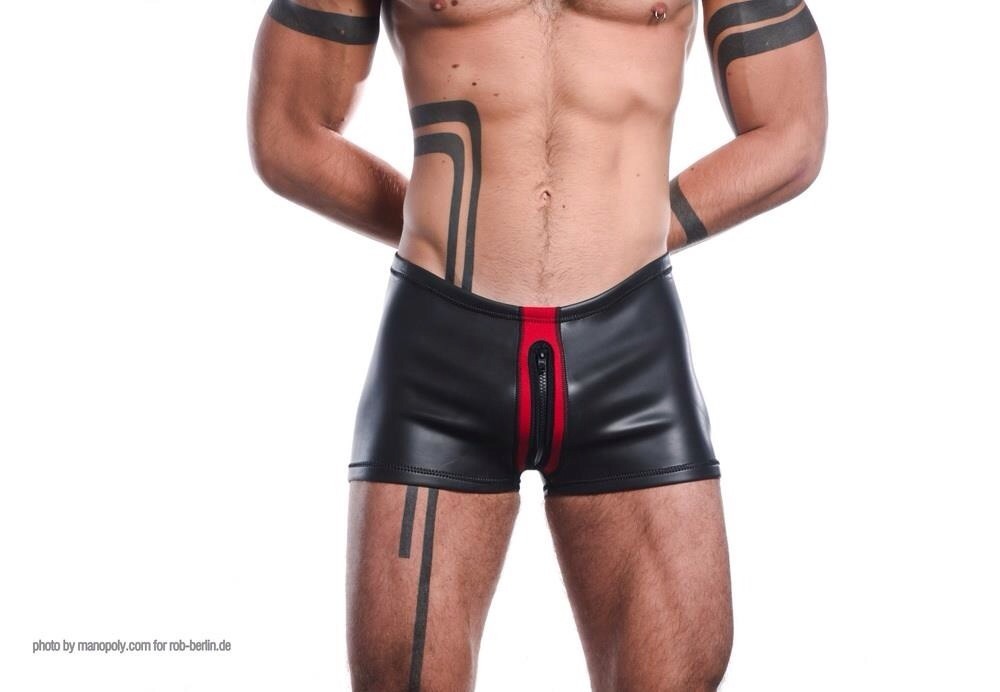 rubberlycra:  SERGEN!!! Mega post day http://www.rob-paris.com/http://www.rob-berlin.de/https://www.facebook.com/robparis.frhttps://www.facebook.com/robberlin.de