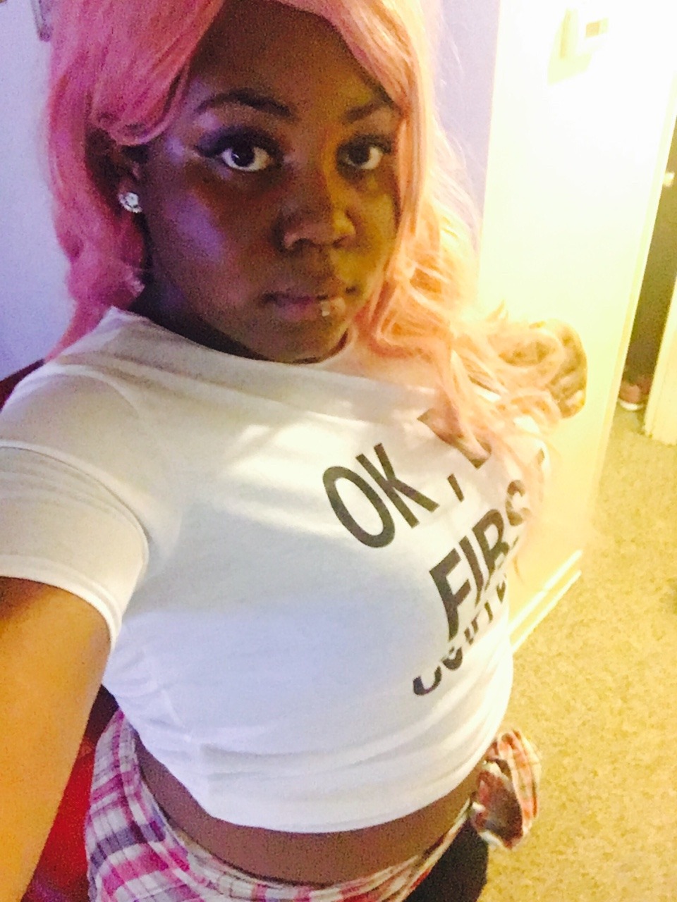 beartoflames:  “Who is she?” Character- Mystery girl Show: Steven Universe  