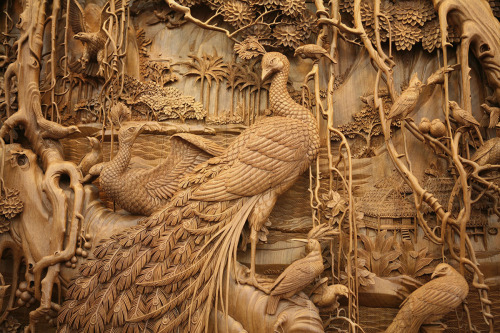 archiemcphee:Behold the awesomeness of the ancient Chinese art of Dongyang Woodcarving. Dating all t