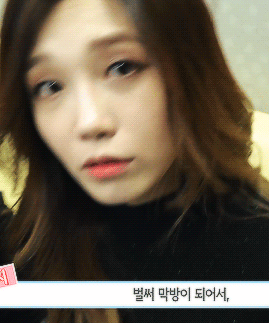 eunjieveryday:  Yeoshin sending us 💙💚💜💛