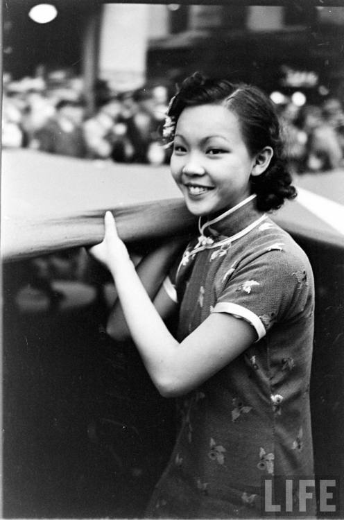 orientallyyours:Chinese Humiliation Parade, May 10, 1938. New York City. Photographer: Peter Stackpo