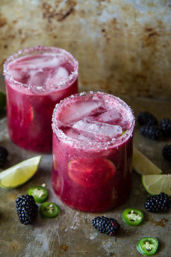 guardians-of-the-food:  Blackberry Jalapeno Margaritas   i bet those are awesome