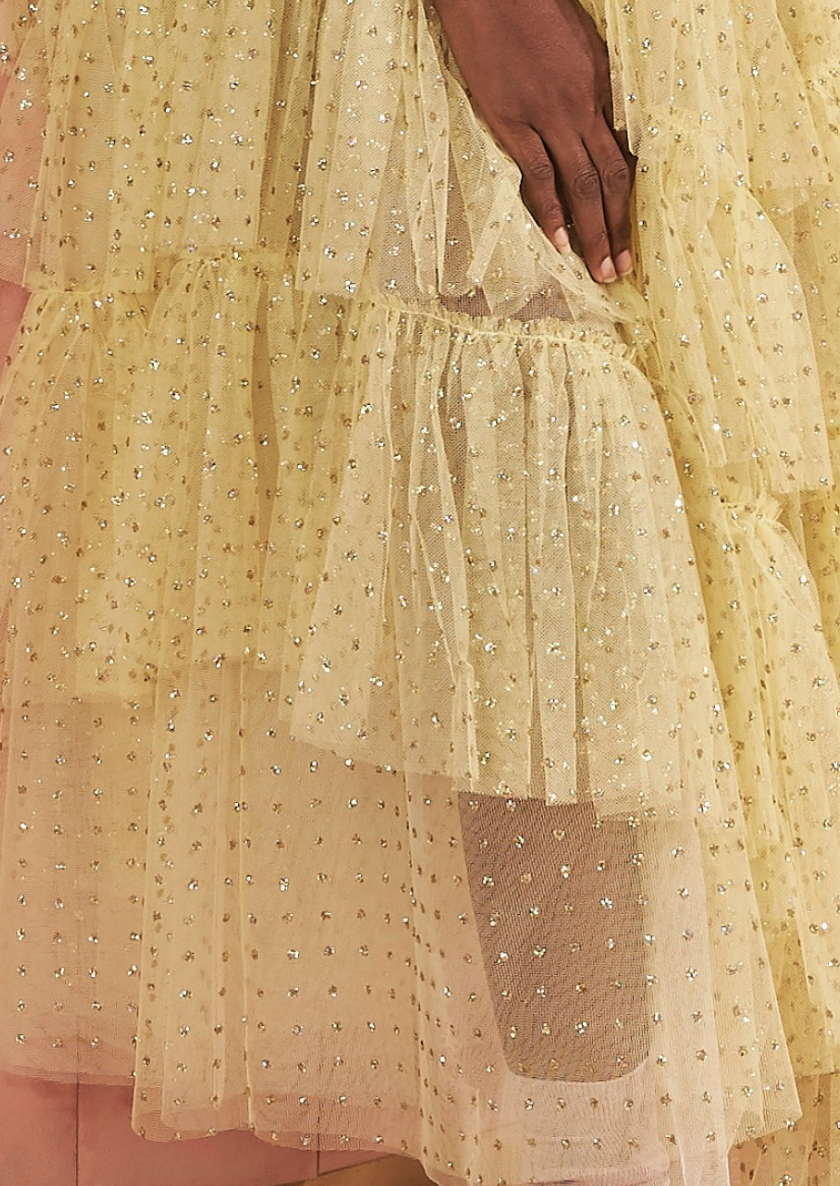 glowdetails:skirt details @ red valentino resort 2020