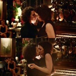 tasholey:Alia Shawkat guest starring on “Broad City”