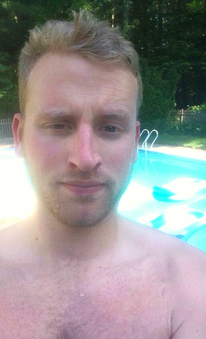 dyllard:Mid June. It’s finally summer in Maine. Finally.