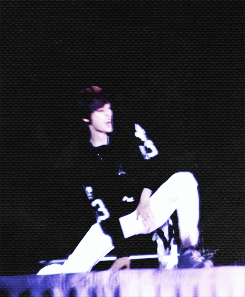 ahndanial:  39-44/∞ gifs of ahn daniel doing the perfect (✿◠‿◠) [x] 