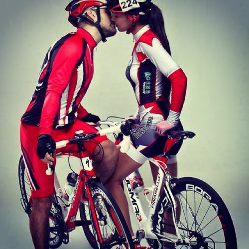 deftochange:  #bike #bikegirl #race #ride #ridehard #velo #lovecycling