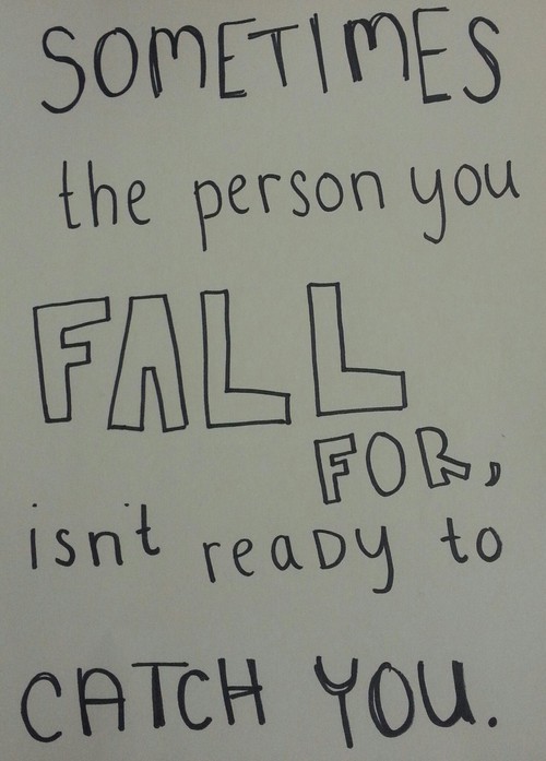 fall-asl33p-and-dr3am:  b&amp;w | personal blogg ~xxx