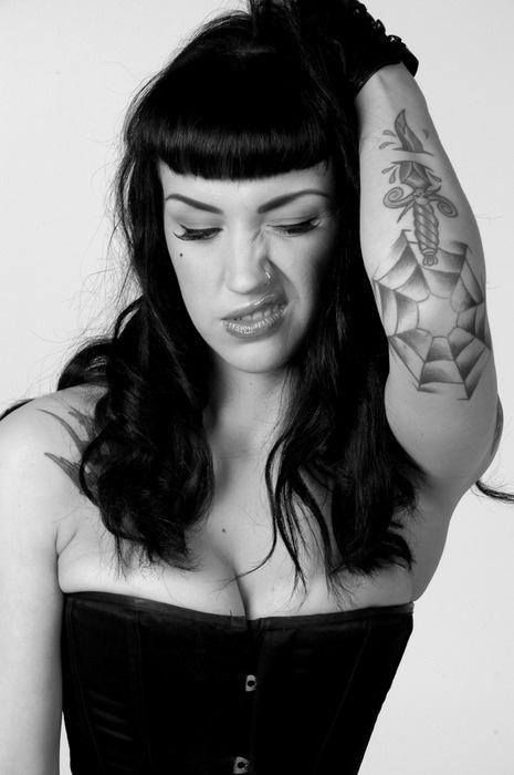 alternative-pinup:Alternative Pin Up