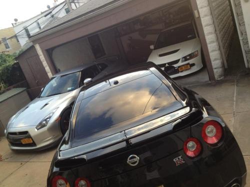 jackbolo:  2 gtrs and evo ix my garage