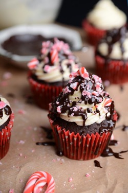 fullcravings:  Peppermint Mocha Cupcakes