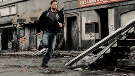 wolfstarry:   spn meme ★ eight episodes↳ the end // “oh man, something is broken in you.”
