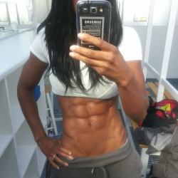 athleticsistas:  justanotherphoenix:    guys this is Korra’s body    Nyisha Jordan: competition/bootcamp, workout 