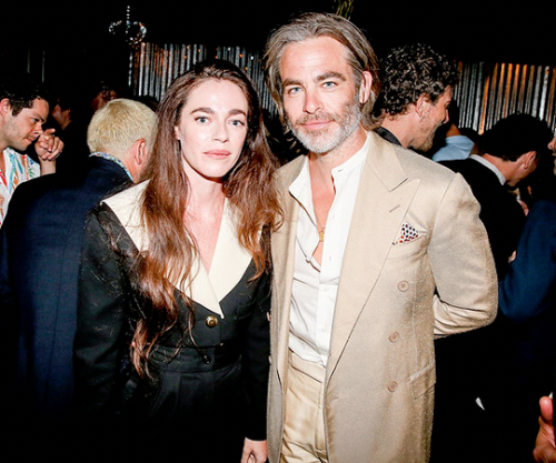 pinesource: Chris Pine & Hailey Benton Gates, Kate Hudson W’s Best Performances Party 2022 